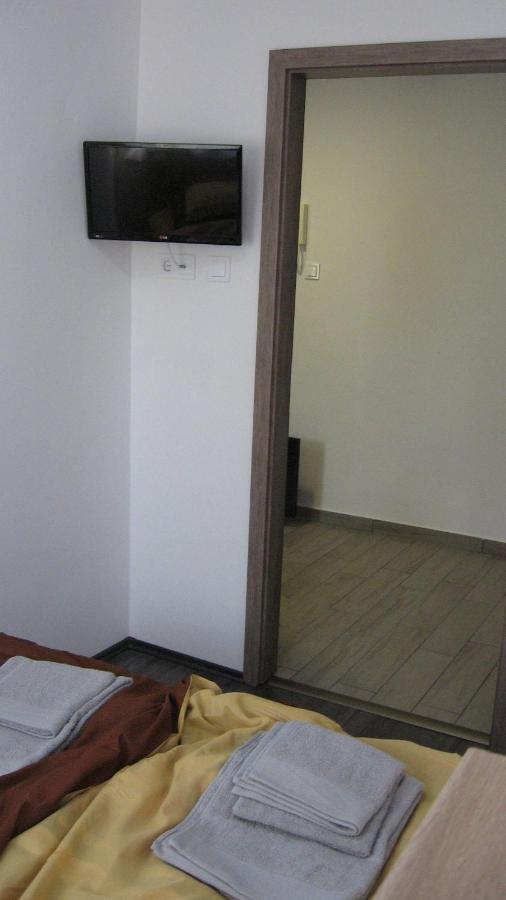 Hz Apartman Miskolc Apartment Exterior foto