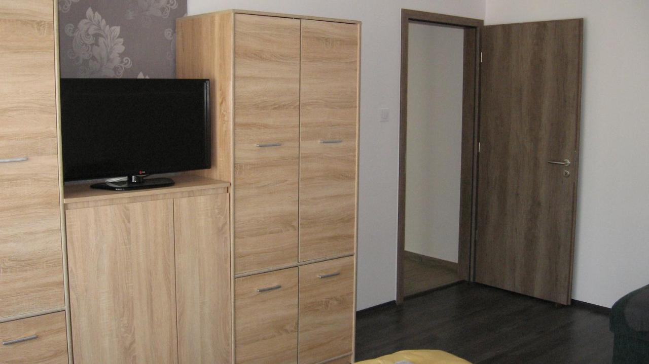 Hz Apartman Miskolc Apartment Exterior foto