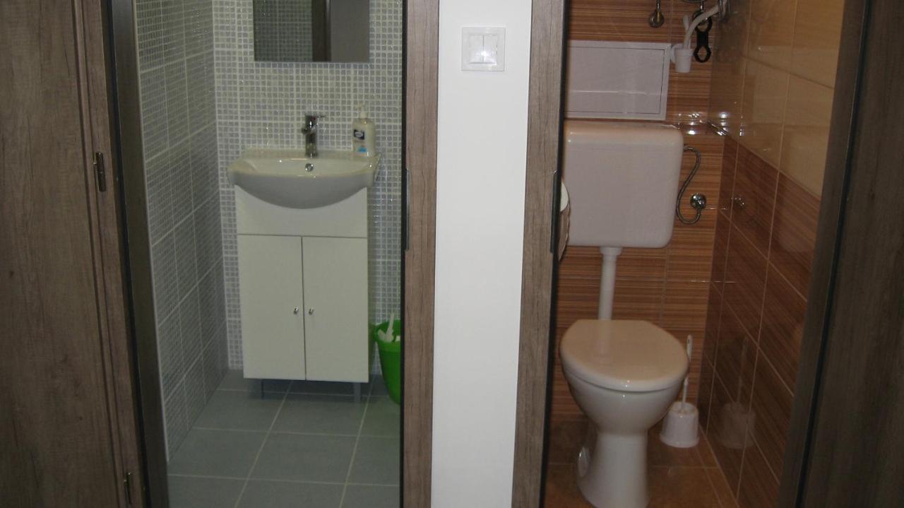 Hz Apartman Miskolc Apartment Exterior foto