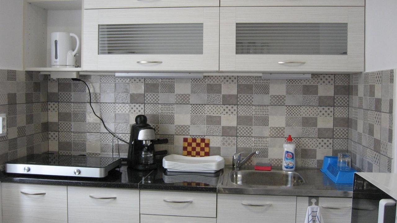 Hz Apartman Miskolc Apartment Exterior foto