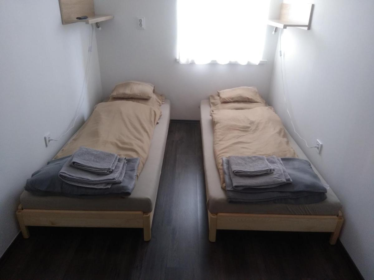 Hz Apartman Miskolc Apartment Exterior foto